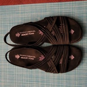 Skechers 163023 size 6 Black, New